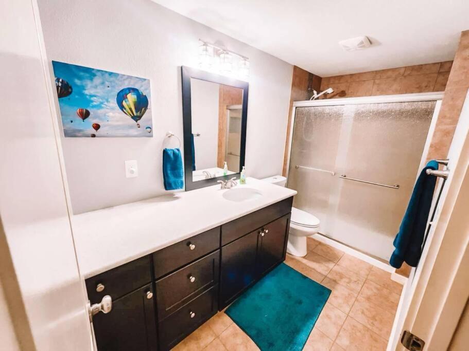 Large Pet Friendly Near The Broadmoor Holiday home
