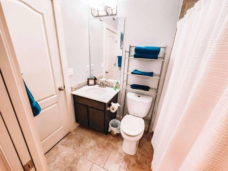 Large Pet Friendly Near The Broadmoor Colorado Springs