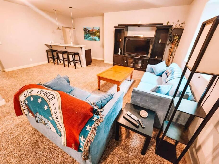 Large Pet Friendly Near The Broadmoor Colorado Springs