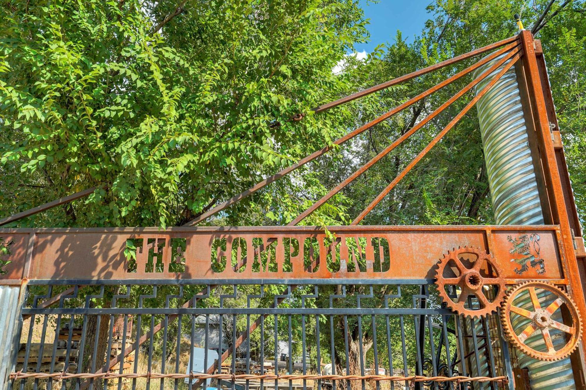 Campsite Red Rock Puma - Glamping Bbq Fire Pit Colorado Springs