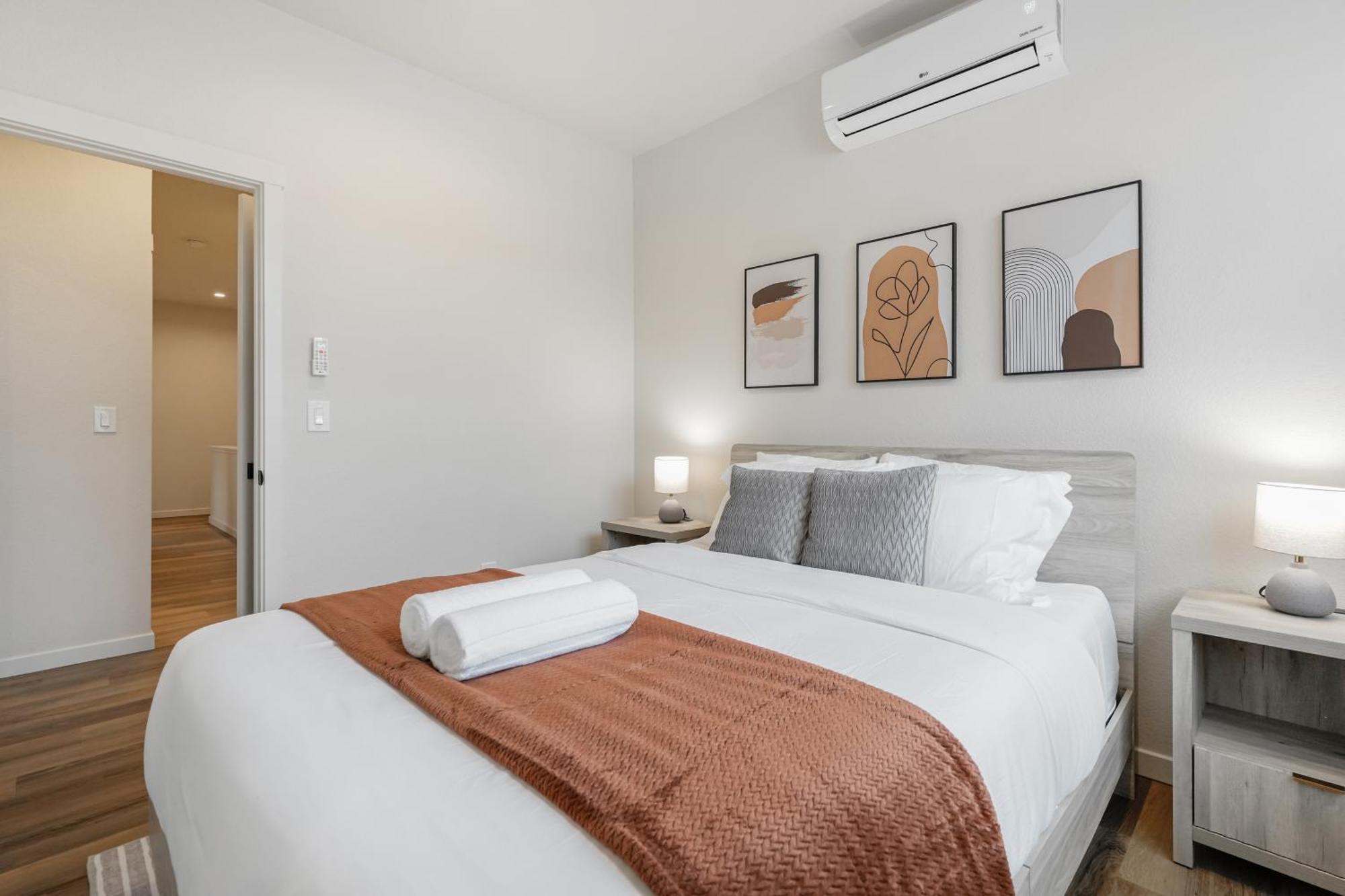 El Paso Executive - Pet Friendly New Build