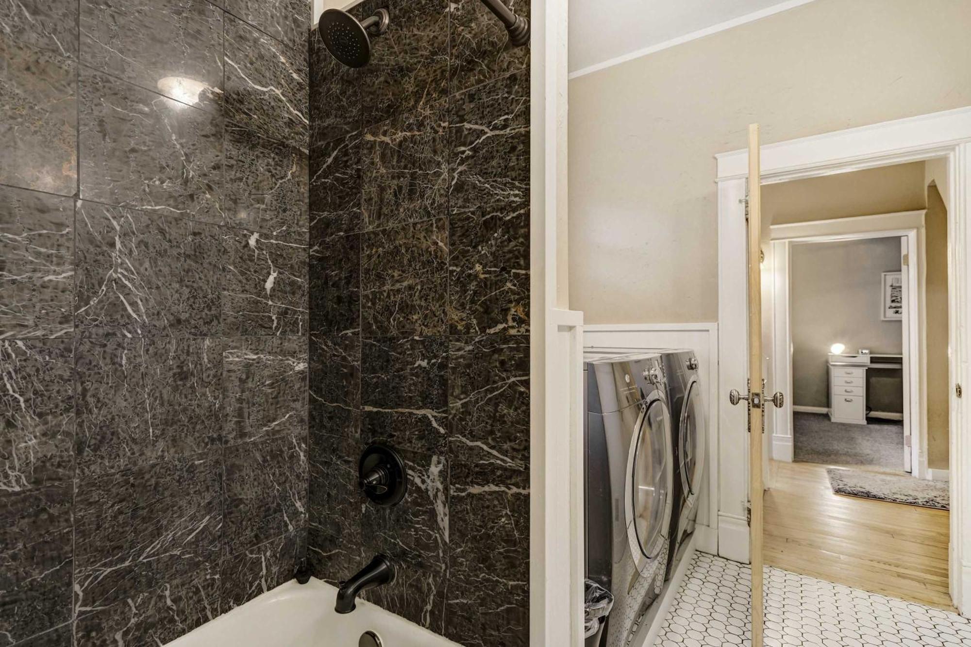 Family-friendly Oasis In The Heart Of * Colorado Springs