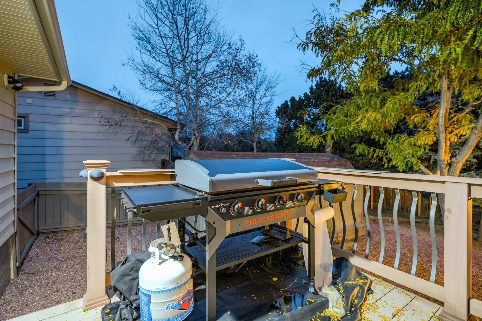 Holiday home Luxury 5bd Retreat Hot Tub Fire Table Mtn Views Colorado Springs