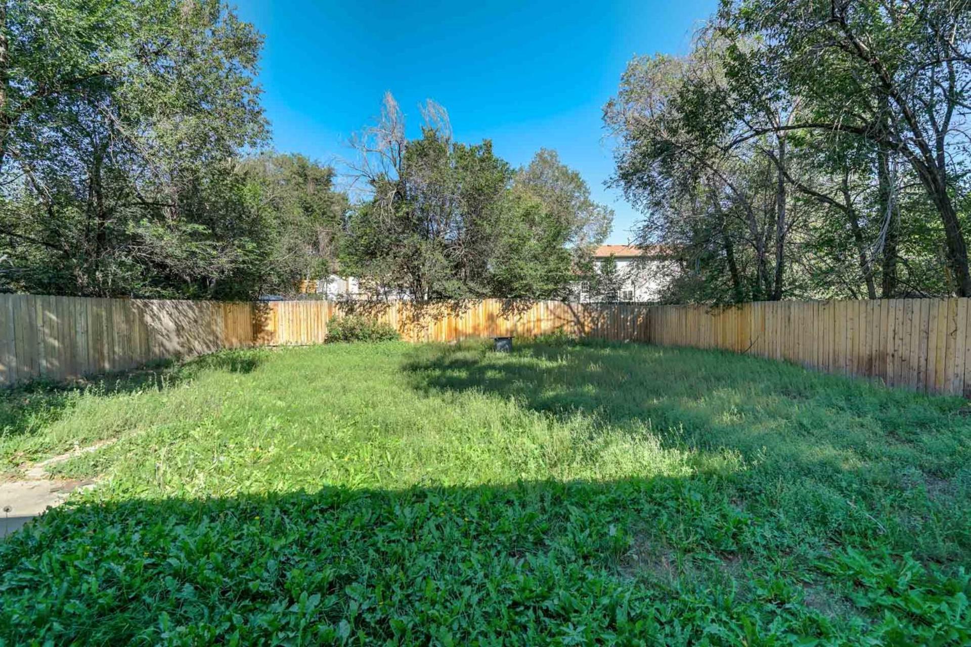 Tj Maxx Tranquil Haven Spacious Backyard