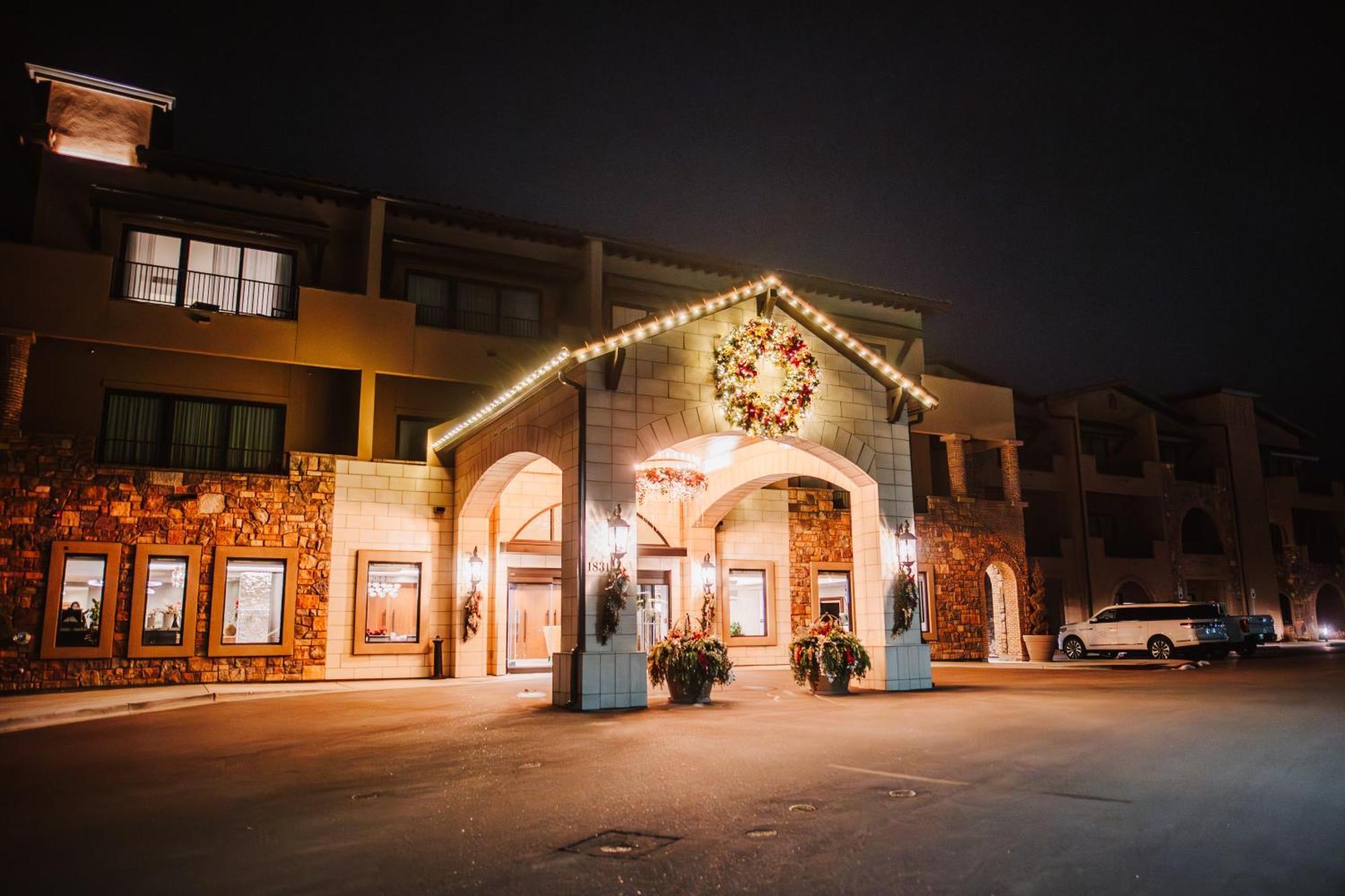 Lodge Flying Horse & Club Colorado Springs