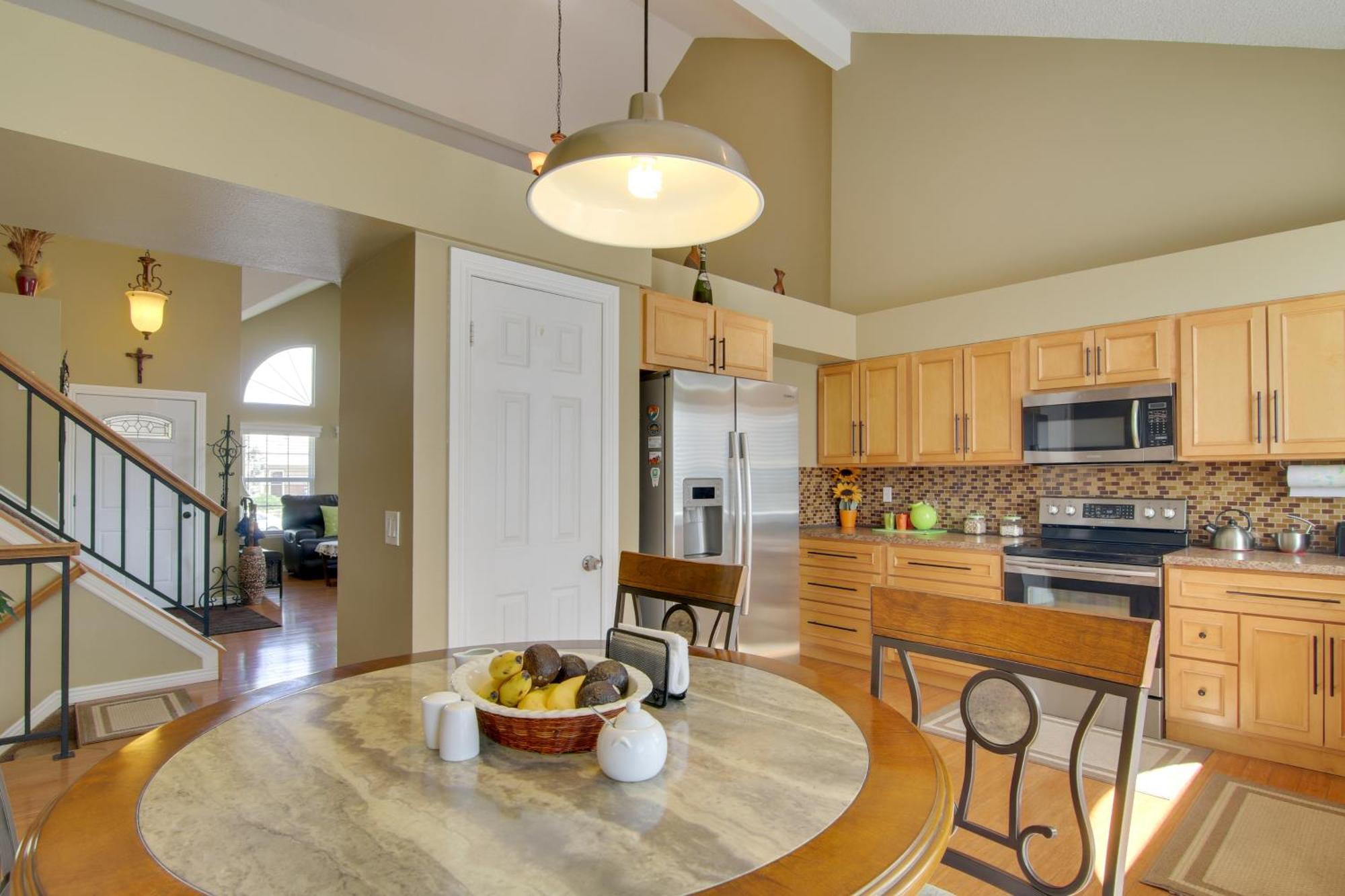 Holiday home Cozy Abode 8 Mi To Downtown! *