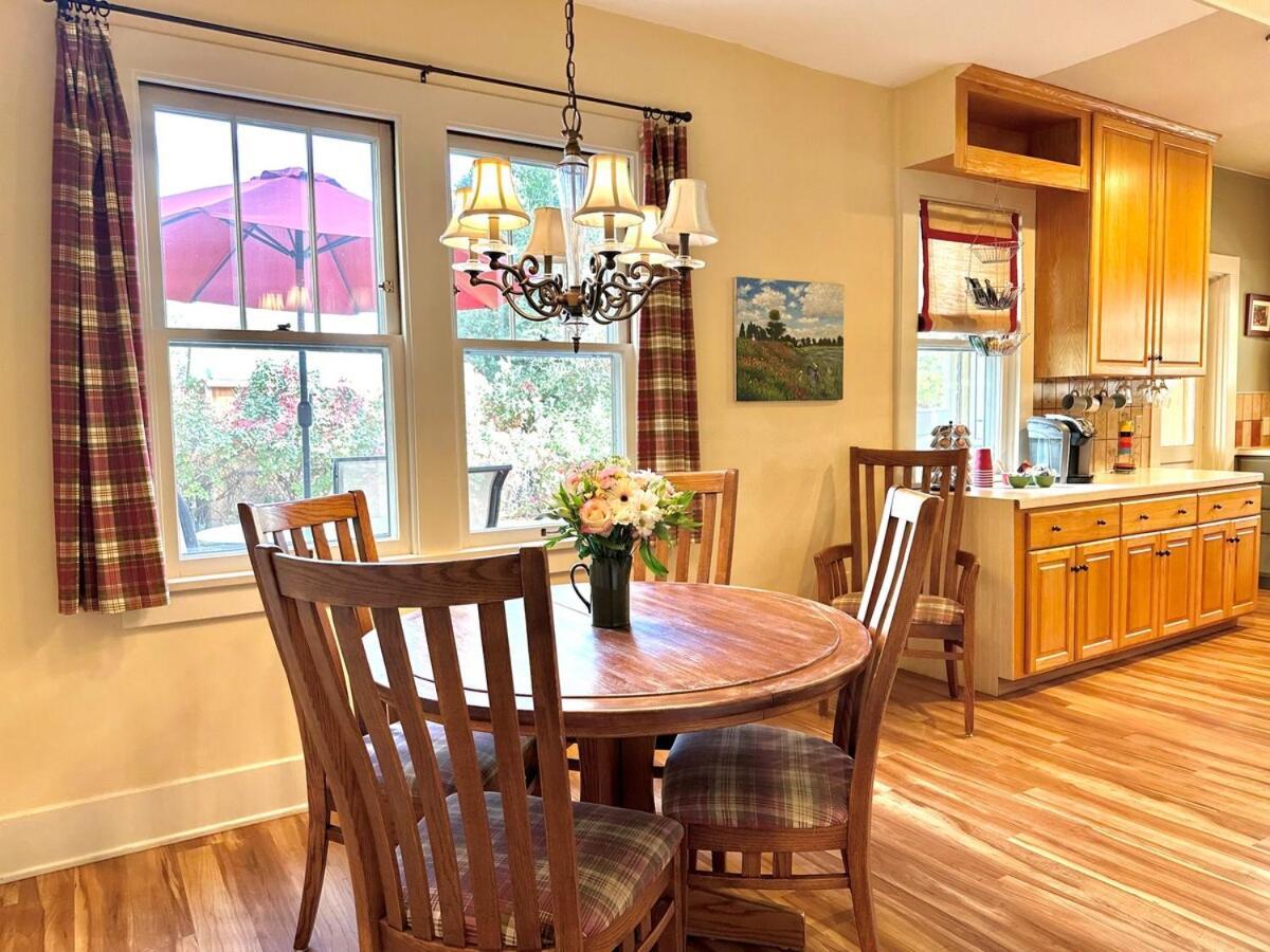 Holiday home Family-ready Downtown Classic, 4 Mins To Cc Colorado Springs