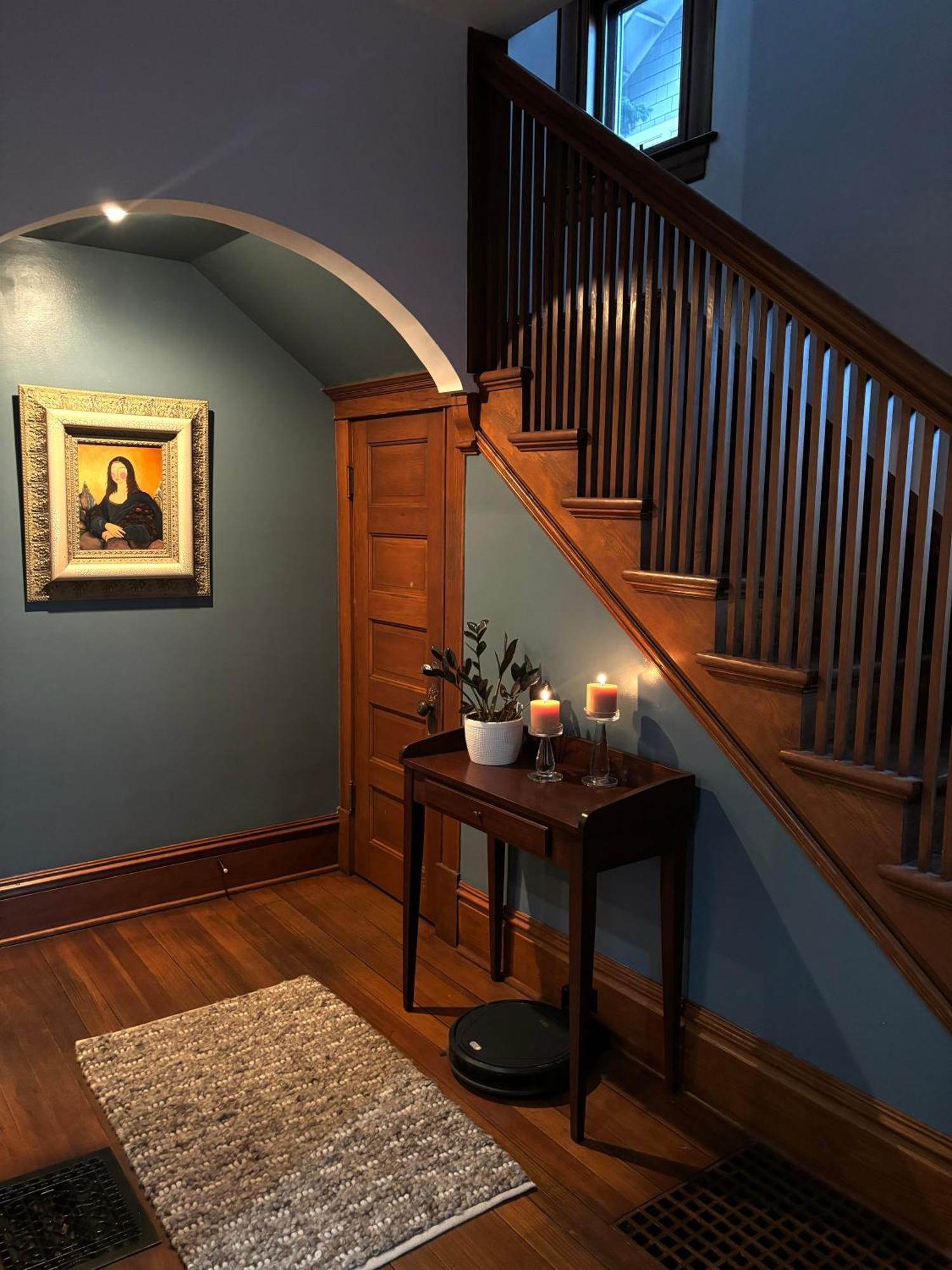 Cozy Gem, Fireplace, Pet-friendly