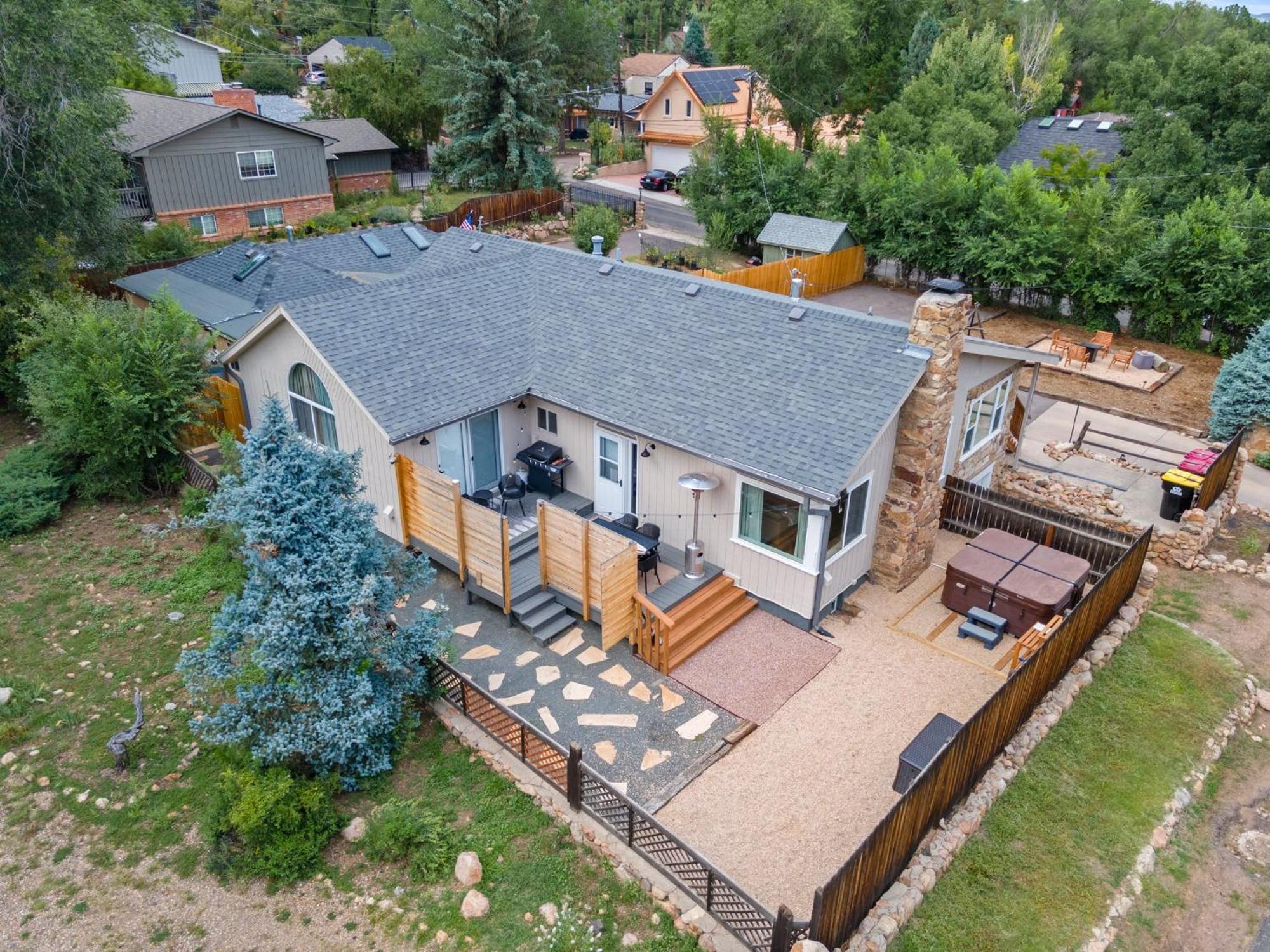 Canyon Retreat With Hot Tub 3min To Broadmoor * Colorado Springs