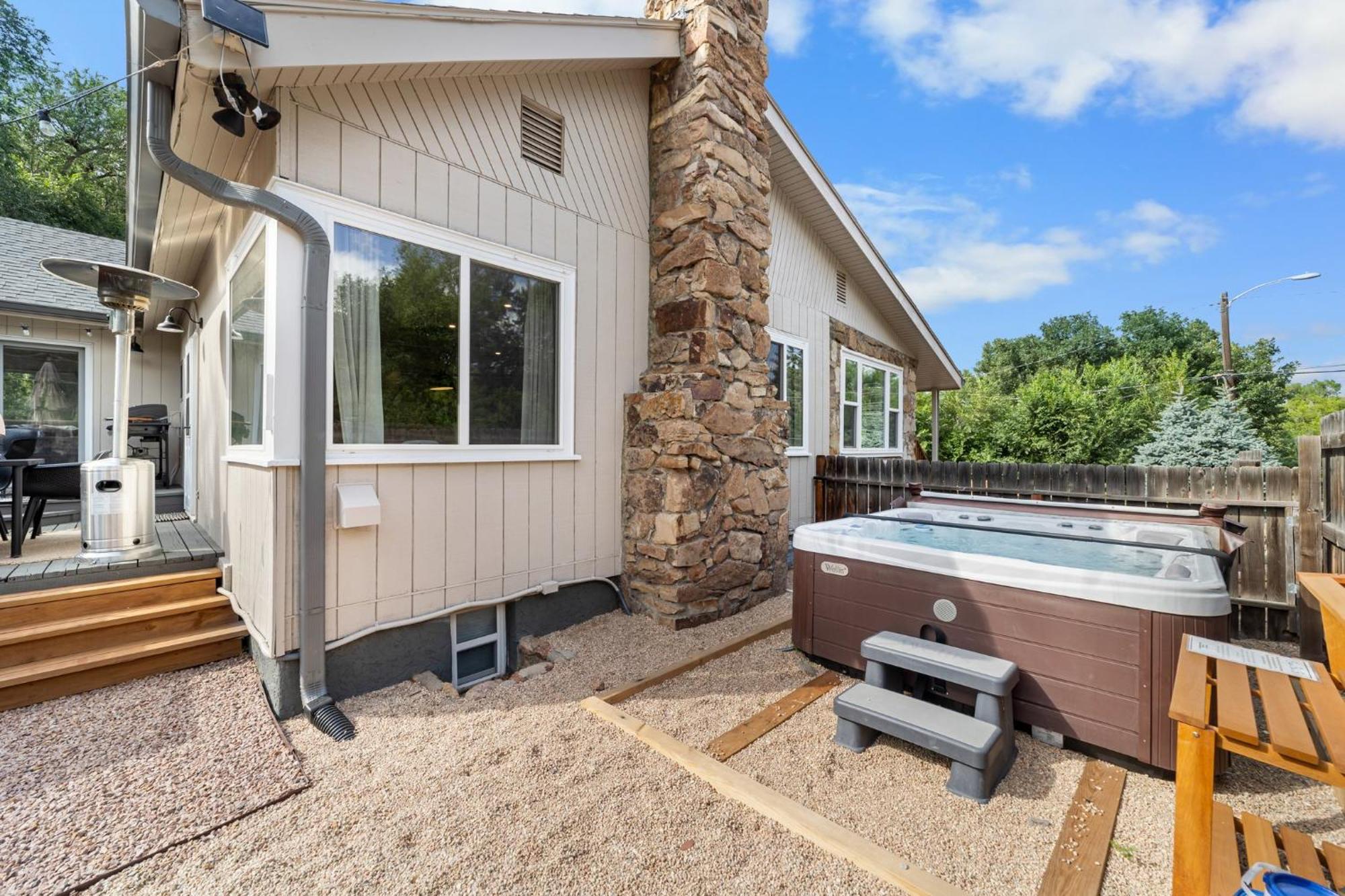 Holiday home Canyon Retreat With Hot Tub 3min To Broadmoor Colorado Springs