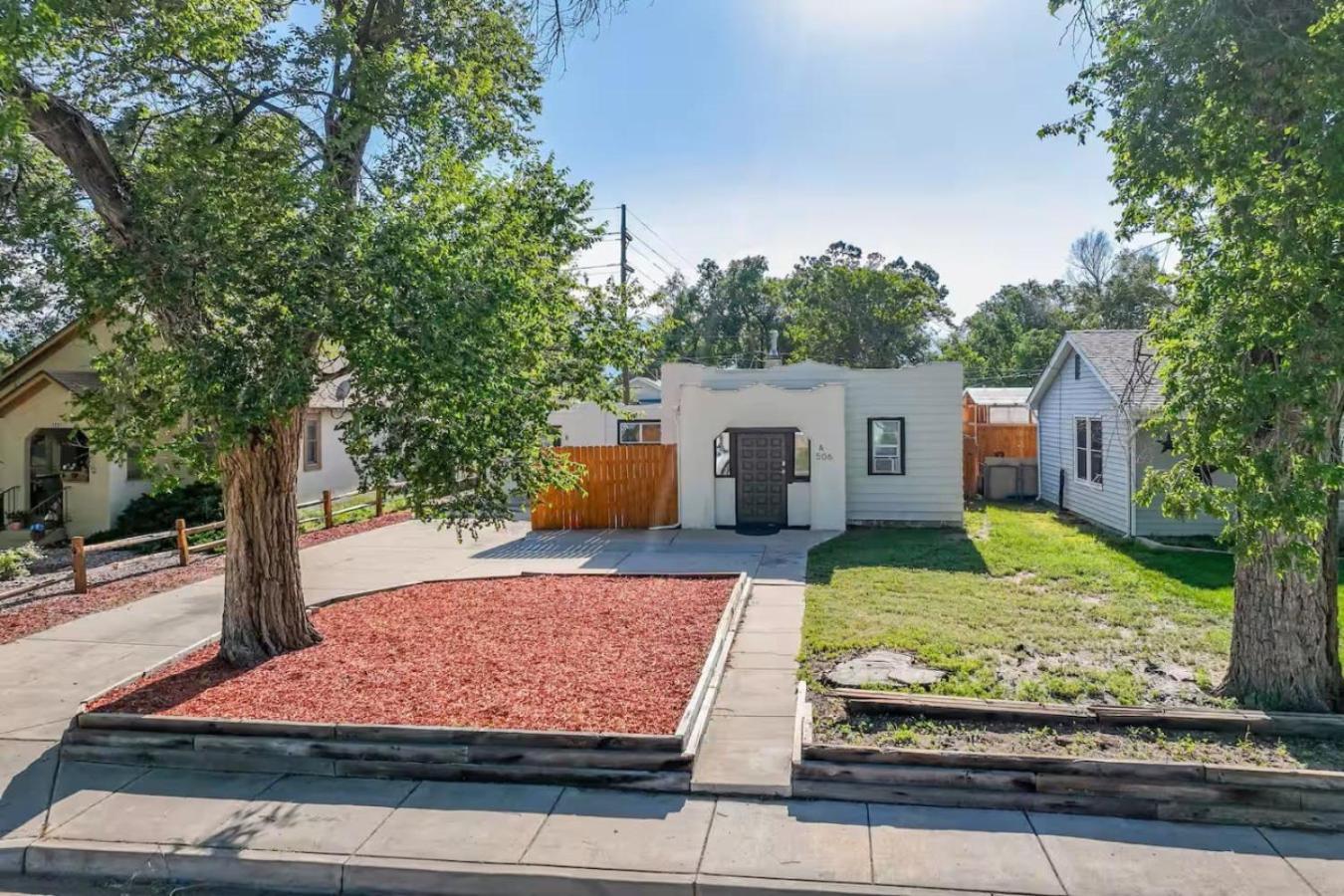 Contemp, Quaint Entire 2bd Unit *