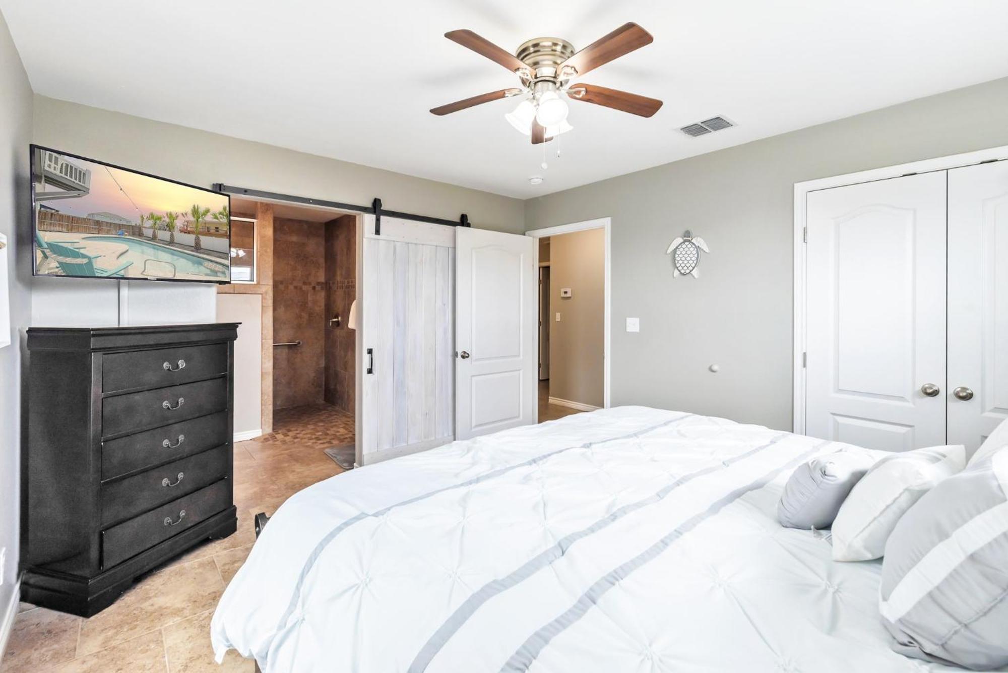 Latitude Adjustment - Private Pool Elevator Holiday home Colorado Springs