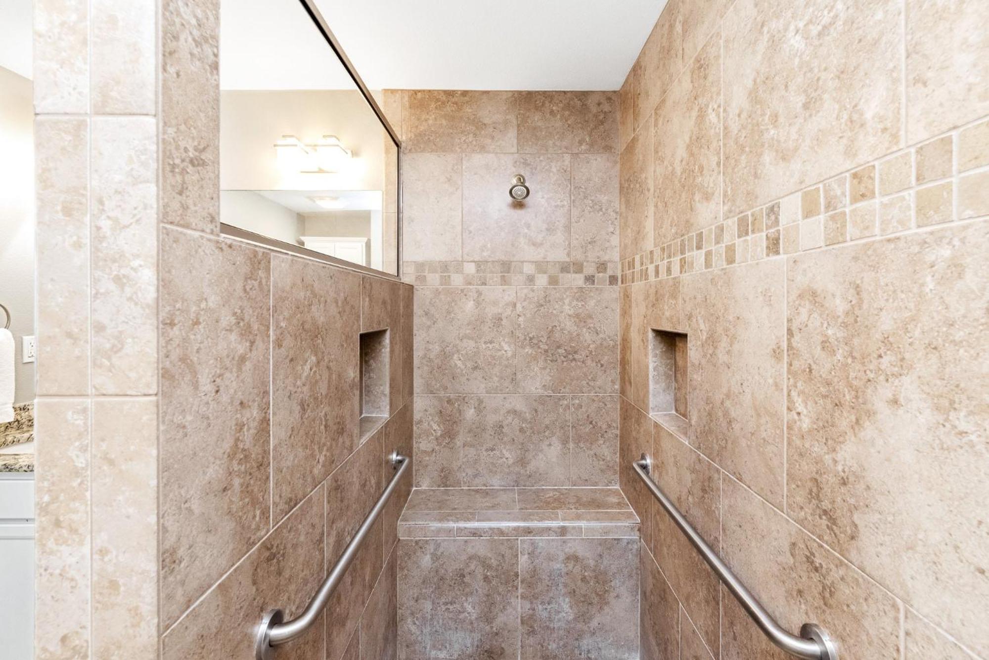 Holiday home Latitude Adjustment - Private Pool Elevator