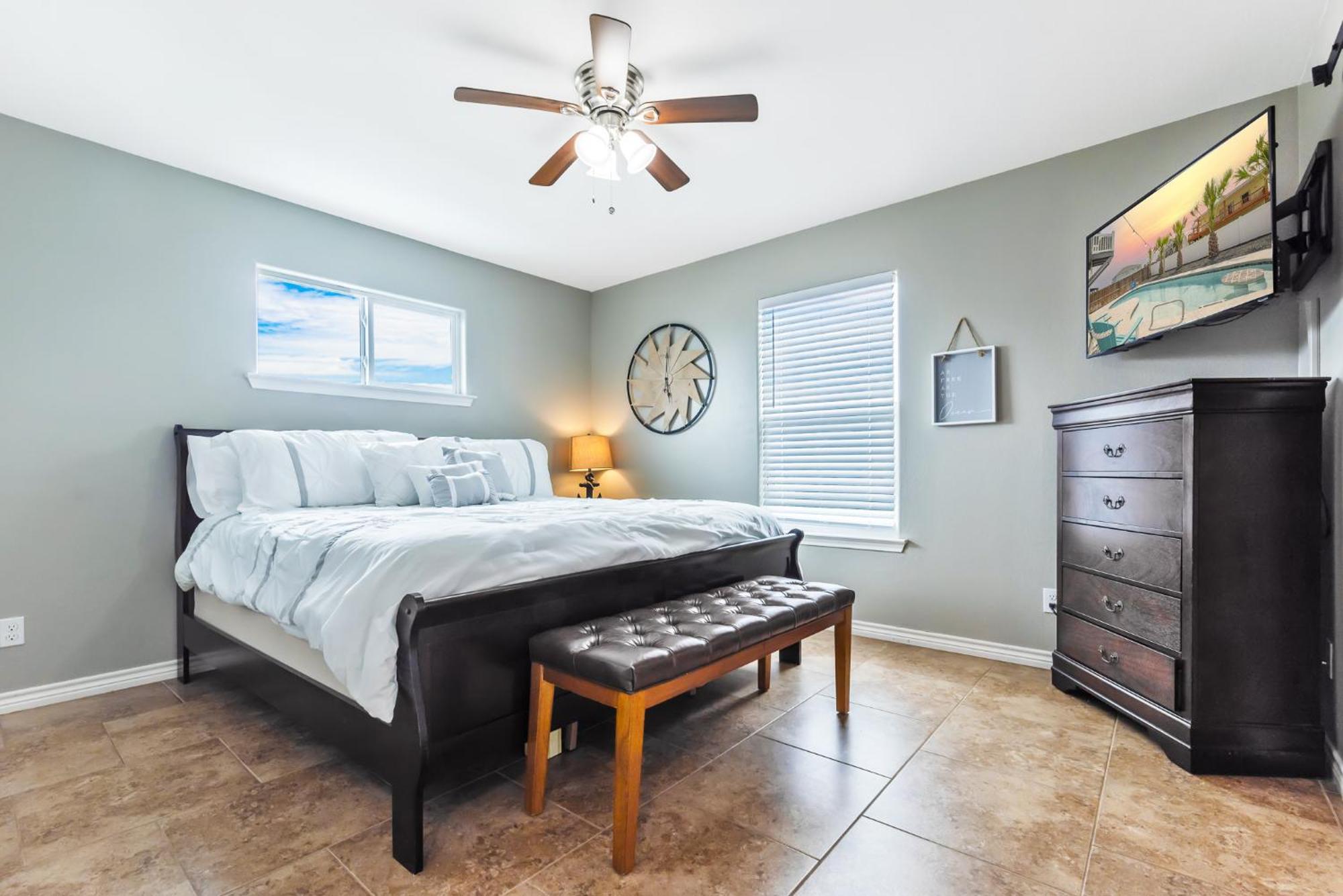 Latitude Adjustment - Private Pool Elevator Holiday home *