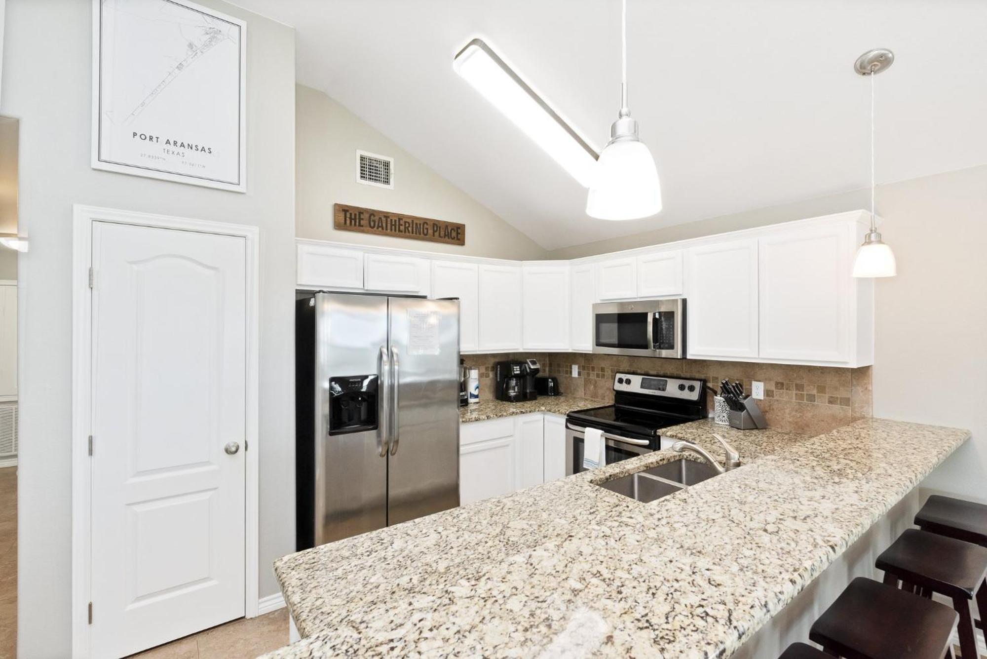 Latitude Adjustment - Private Pool Elevator Holiday home *
