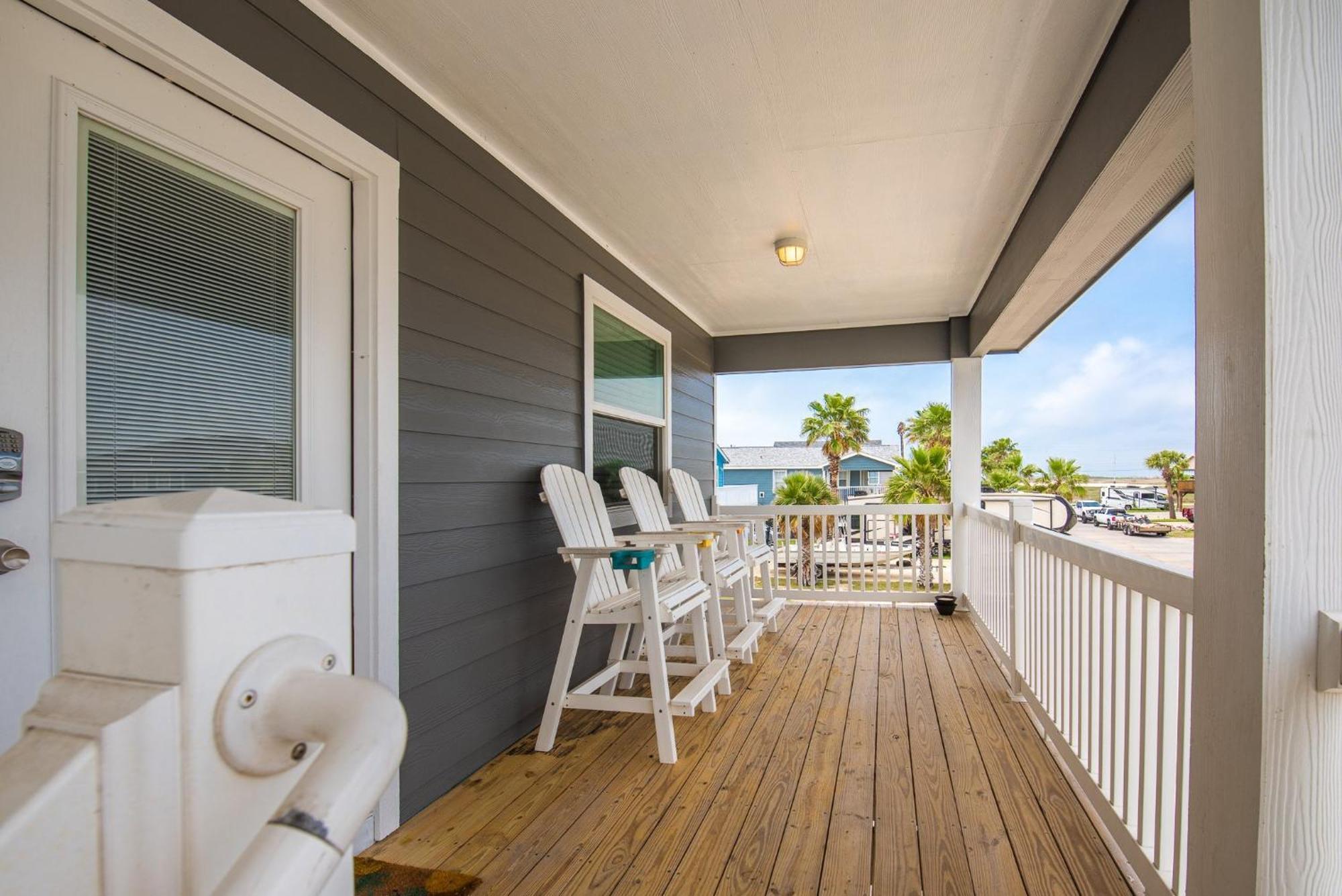 Latitude Adjustment - Private Pool Elevator *