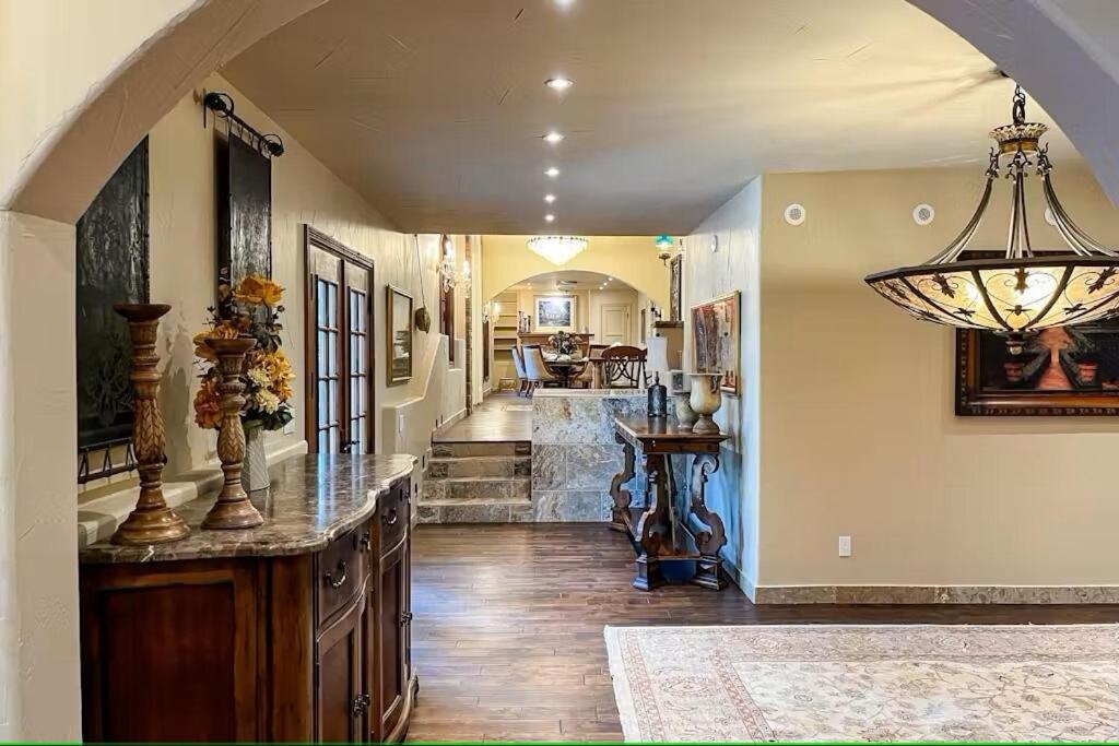 Luxury Mansion W Sauna Shower And Hot Tub Colorado Springs
