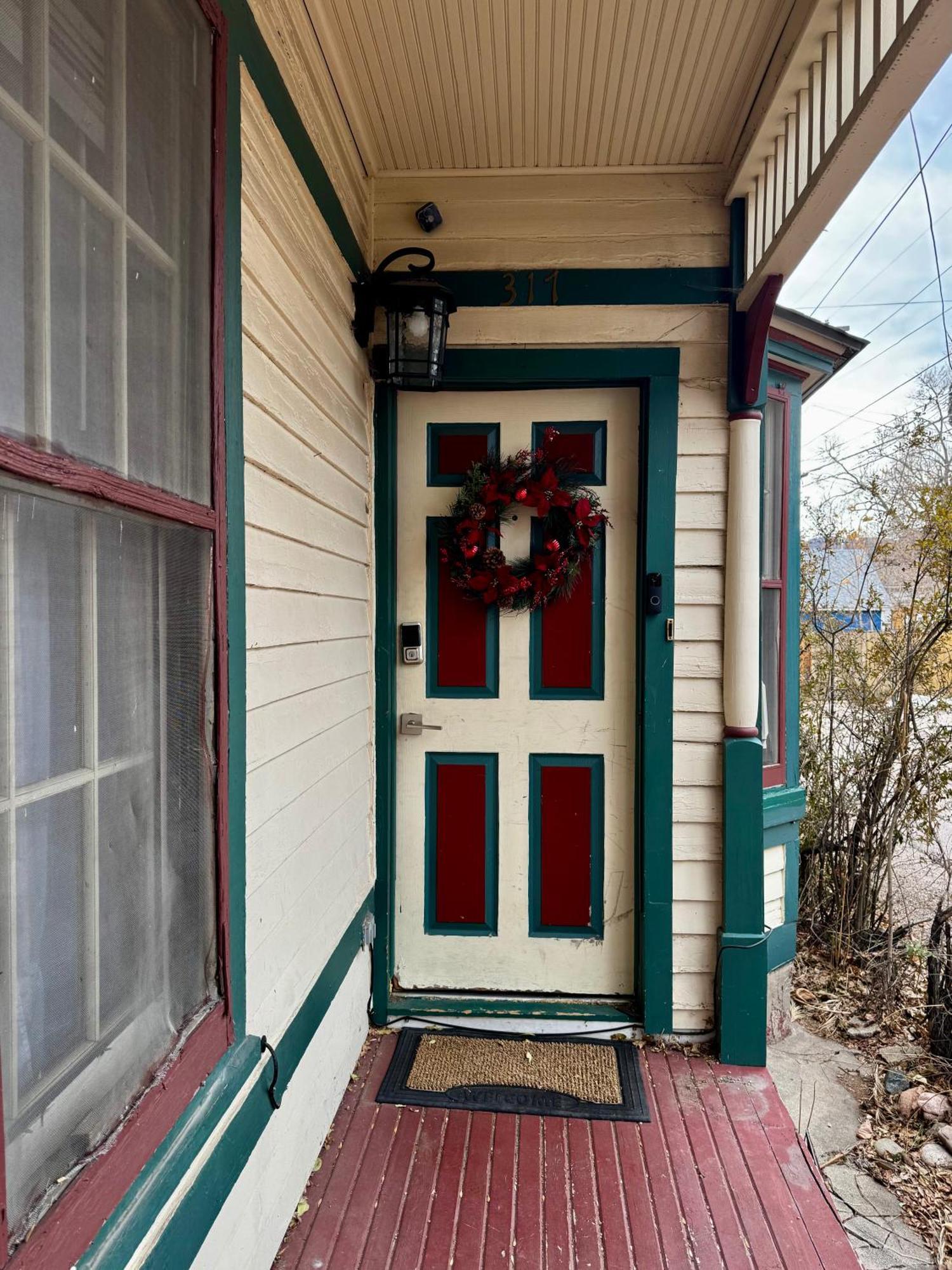 Apartment Spacious 2-bedroom Near Downtown