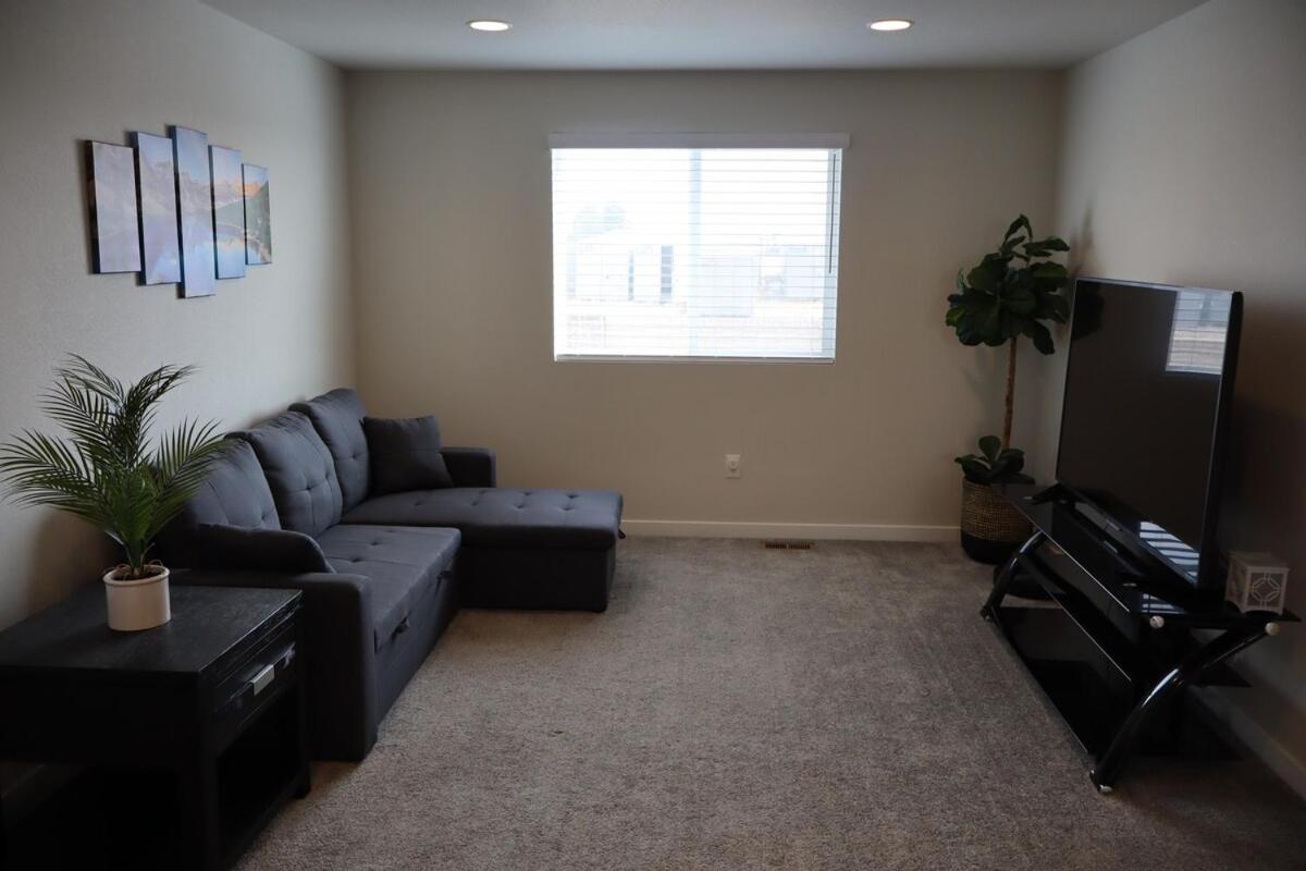 Large Private Corner Lot With Hot Tub On Cul-de-sac Colorado Springs