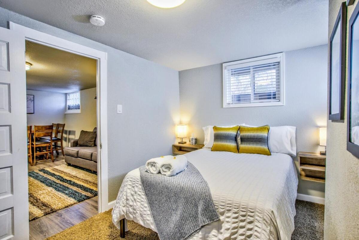 Apartment Olympic Flat Downtown W Hot Tub Bbq & Fire Pit