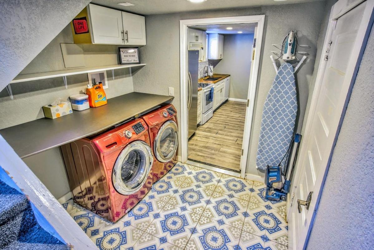 Olympic Flat Downtown W Hot Tub Bbq & Fire Pit Apartment Colorado Springs