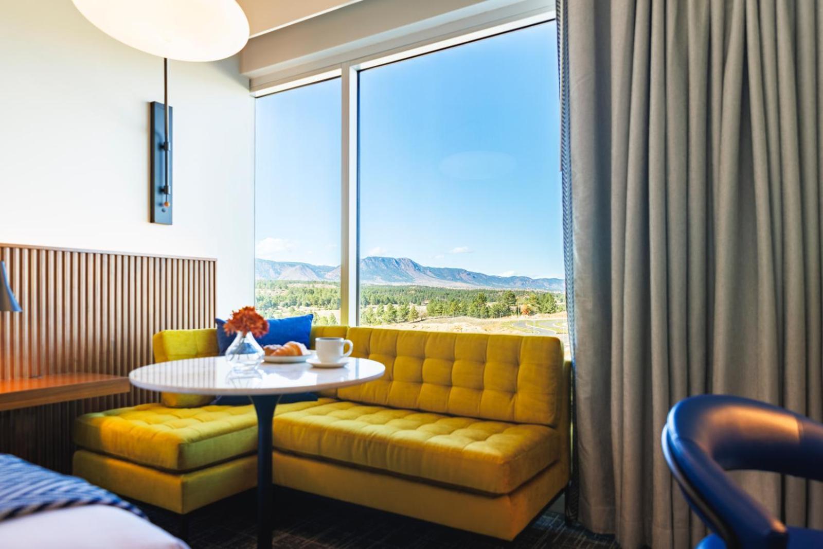 Hotel Polaris