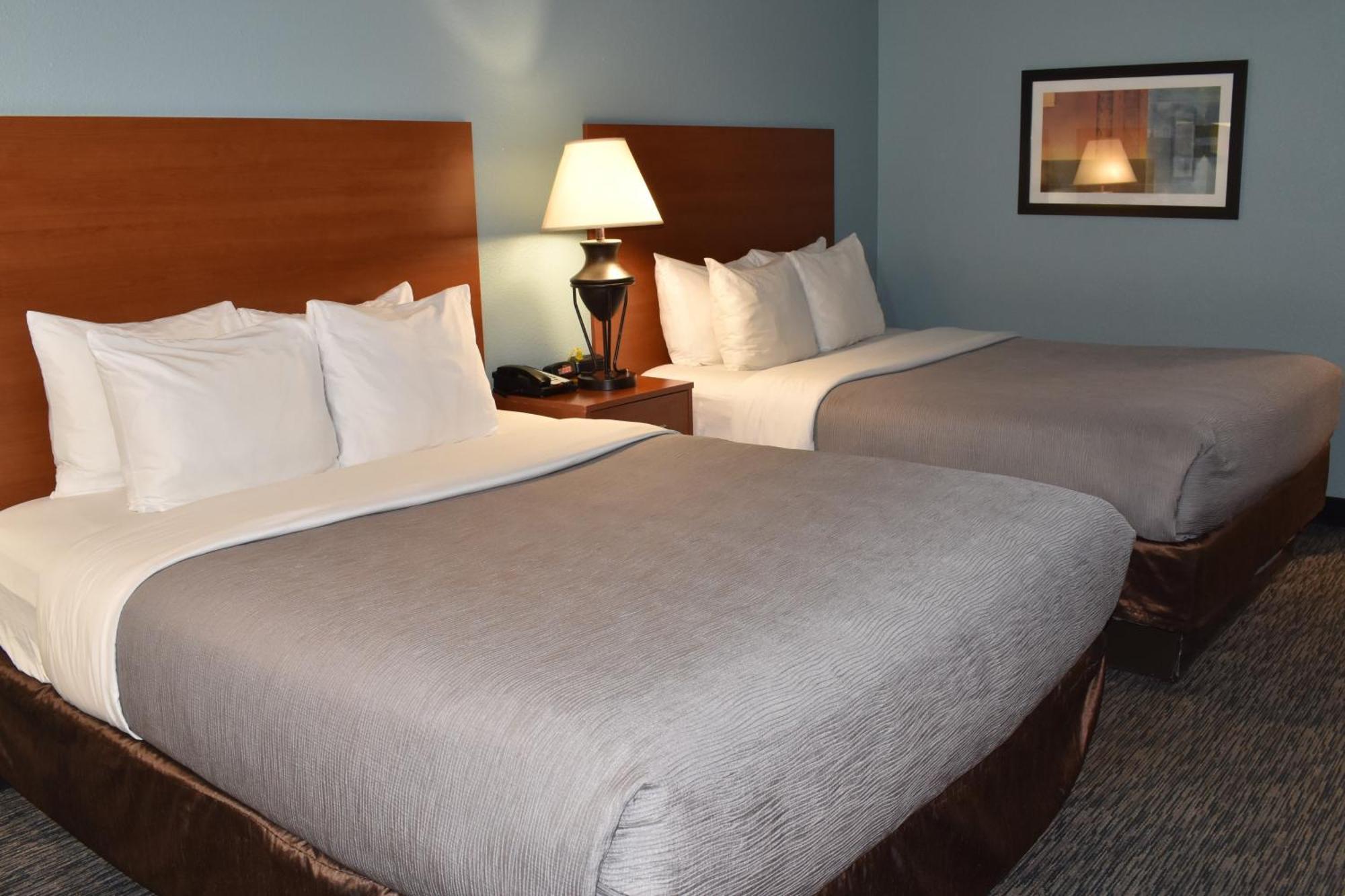 Quality & Garden Of The Gods Hotel