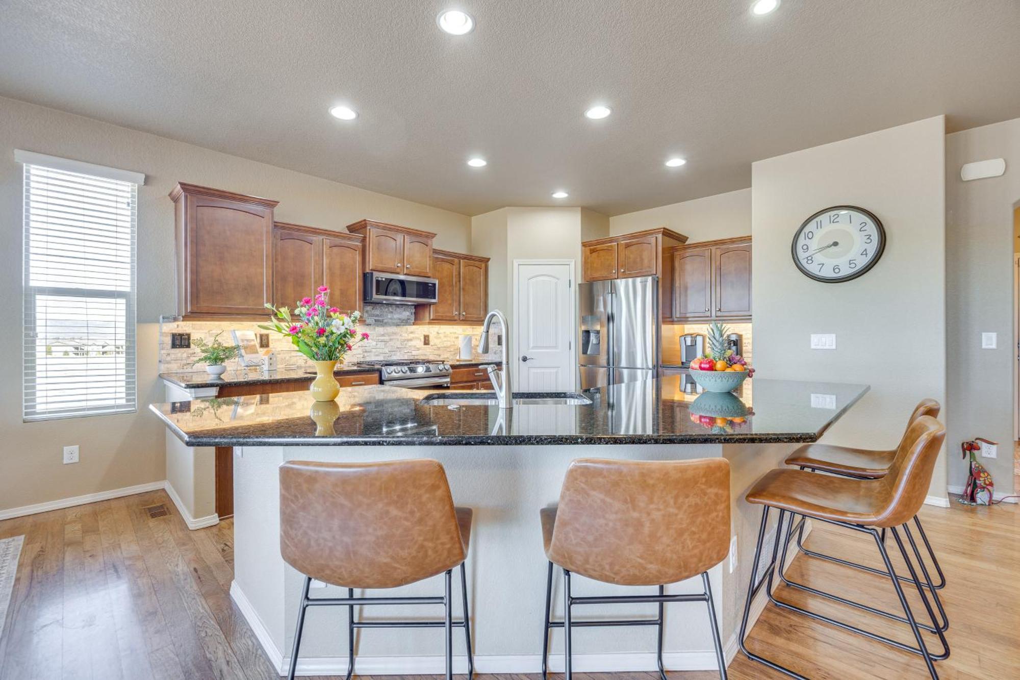 Mtn-view Paradise Near Usafa In Colorado Springs! Holiday home