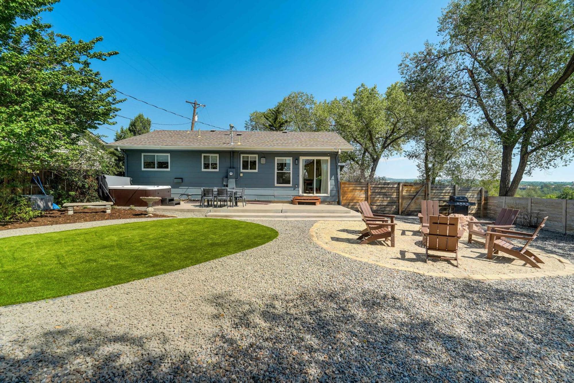 Holiday home Skyline Estate Hot Tub Spacious Yard & Views *