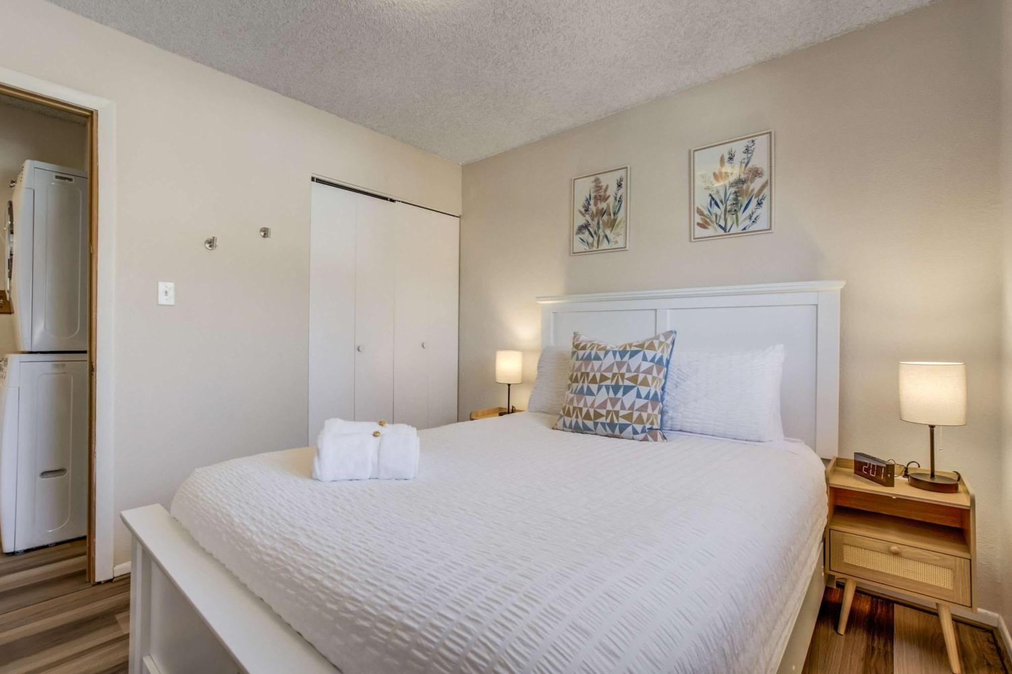 Runaway Escapade Smarttvs Sleeps10 Fullkitchen Self-entry Holiday home Colorado Springs