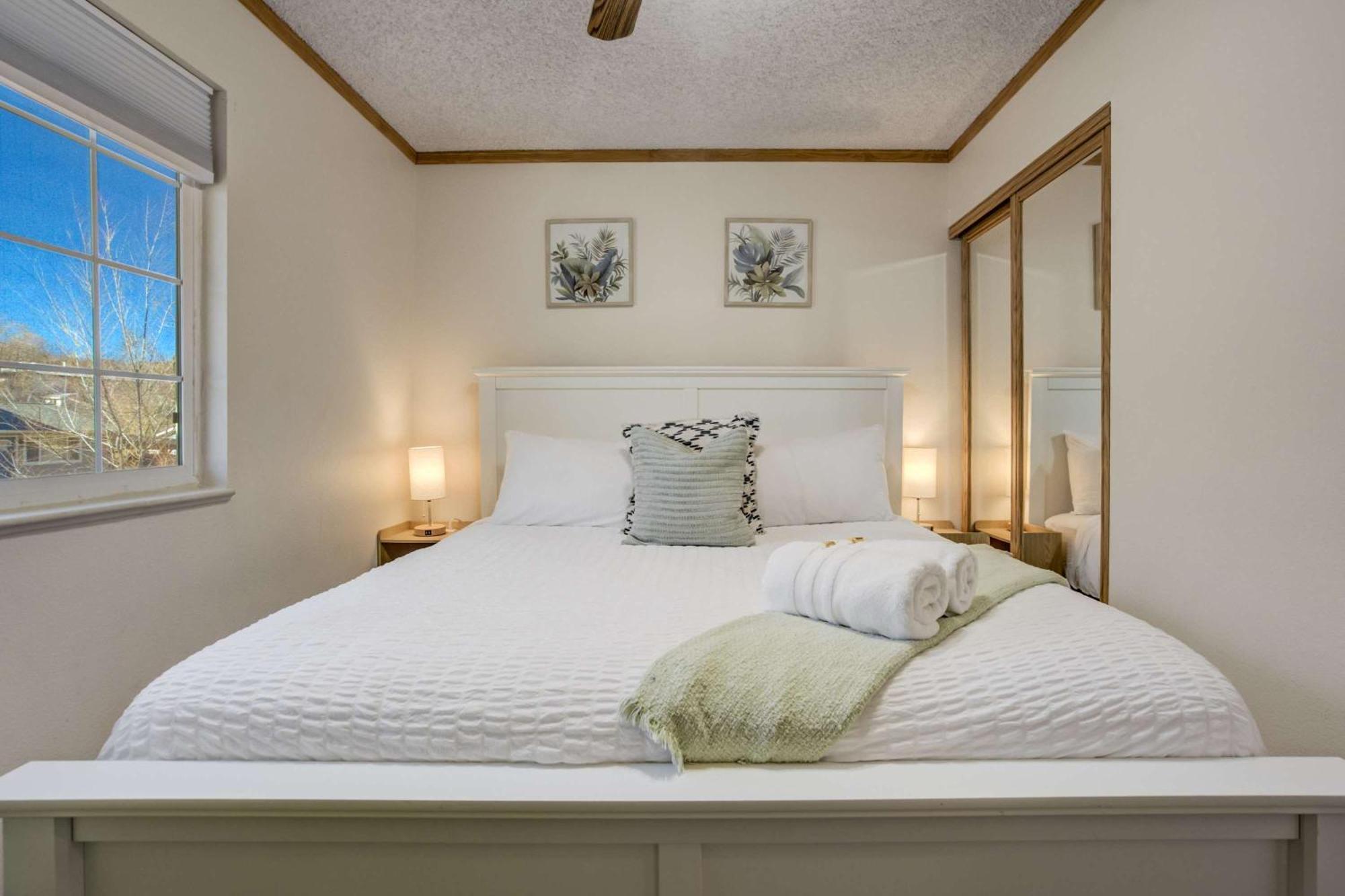 Runaway Escapade Smarttvs Sleeps10 Fullkitchen Self-entry * Colorado Springs