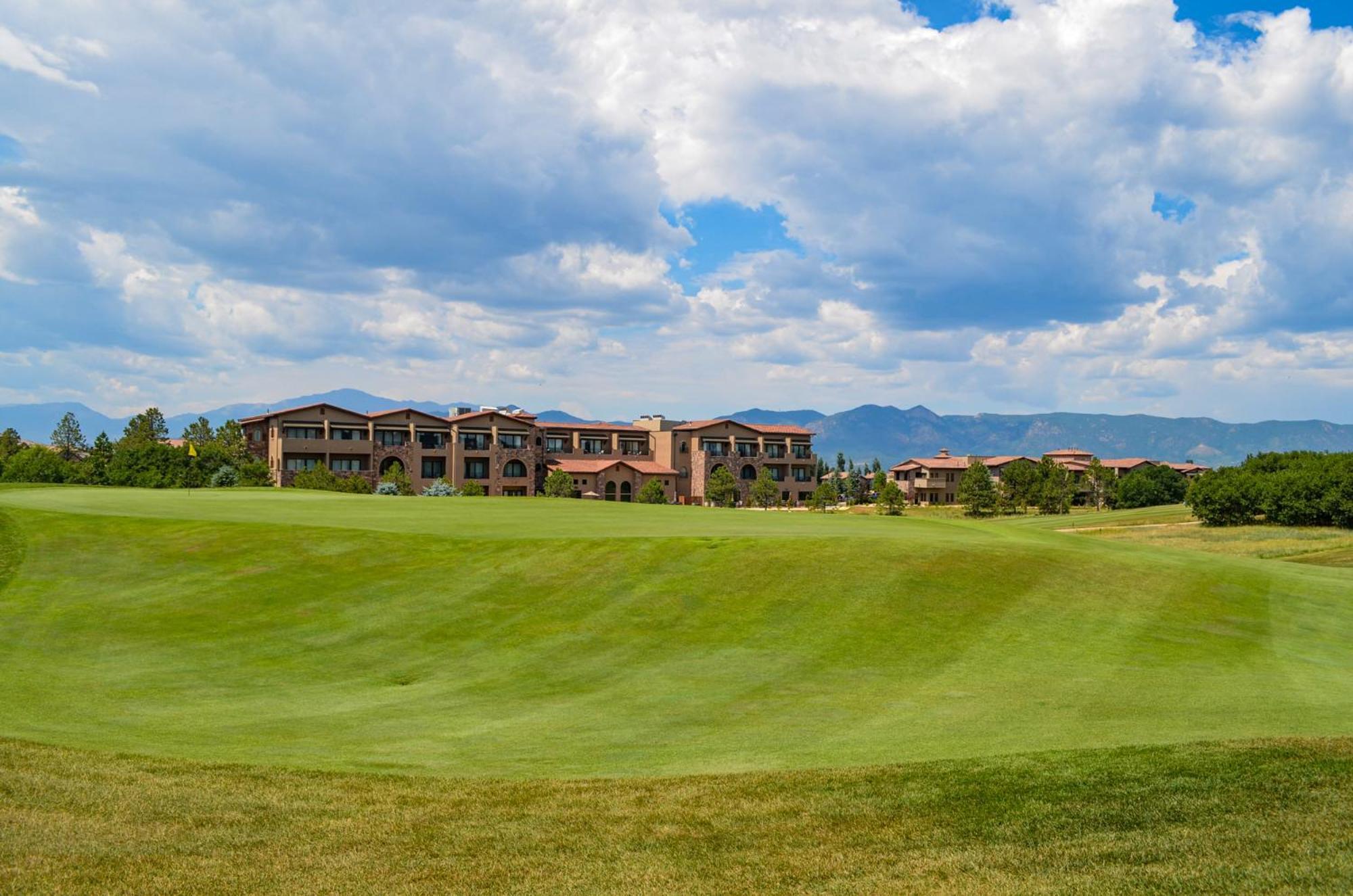 Flying Horse & Club Lodge