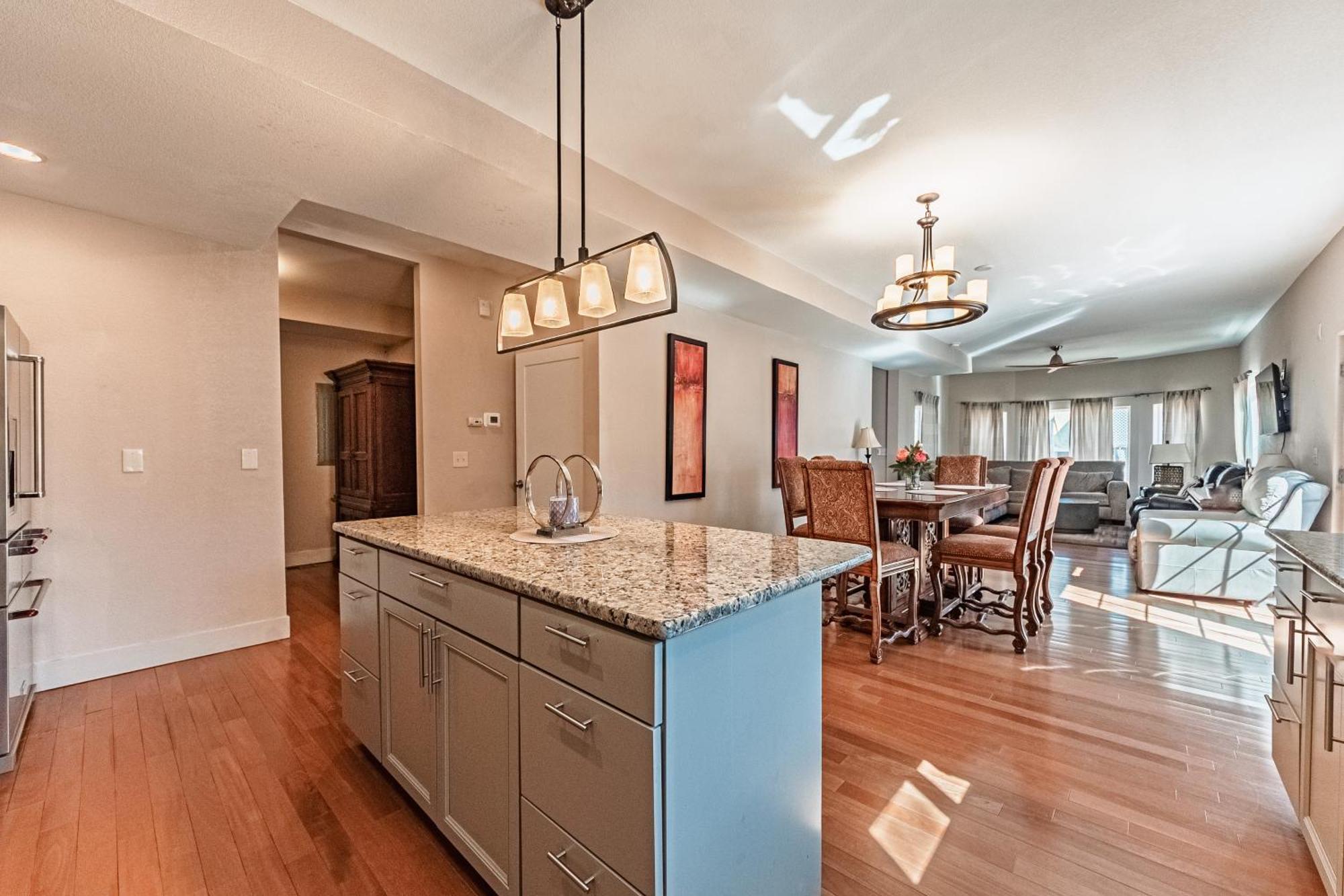 Huge Cozy With Many Bedrooms In Ivywild Holiday home Colorado Springs