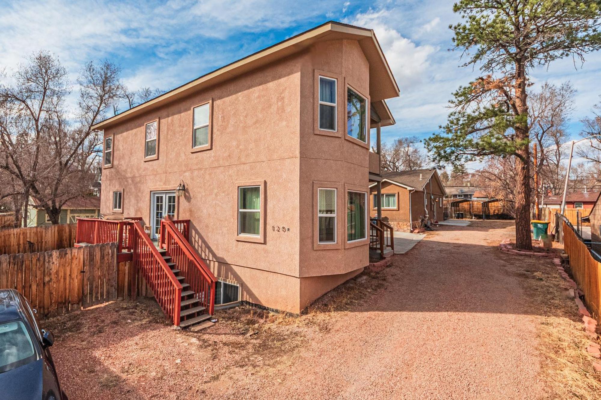 Huge Cozy With Many Bedrooms In Ivywild Holiday home