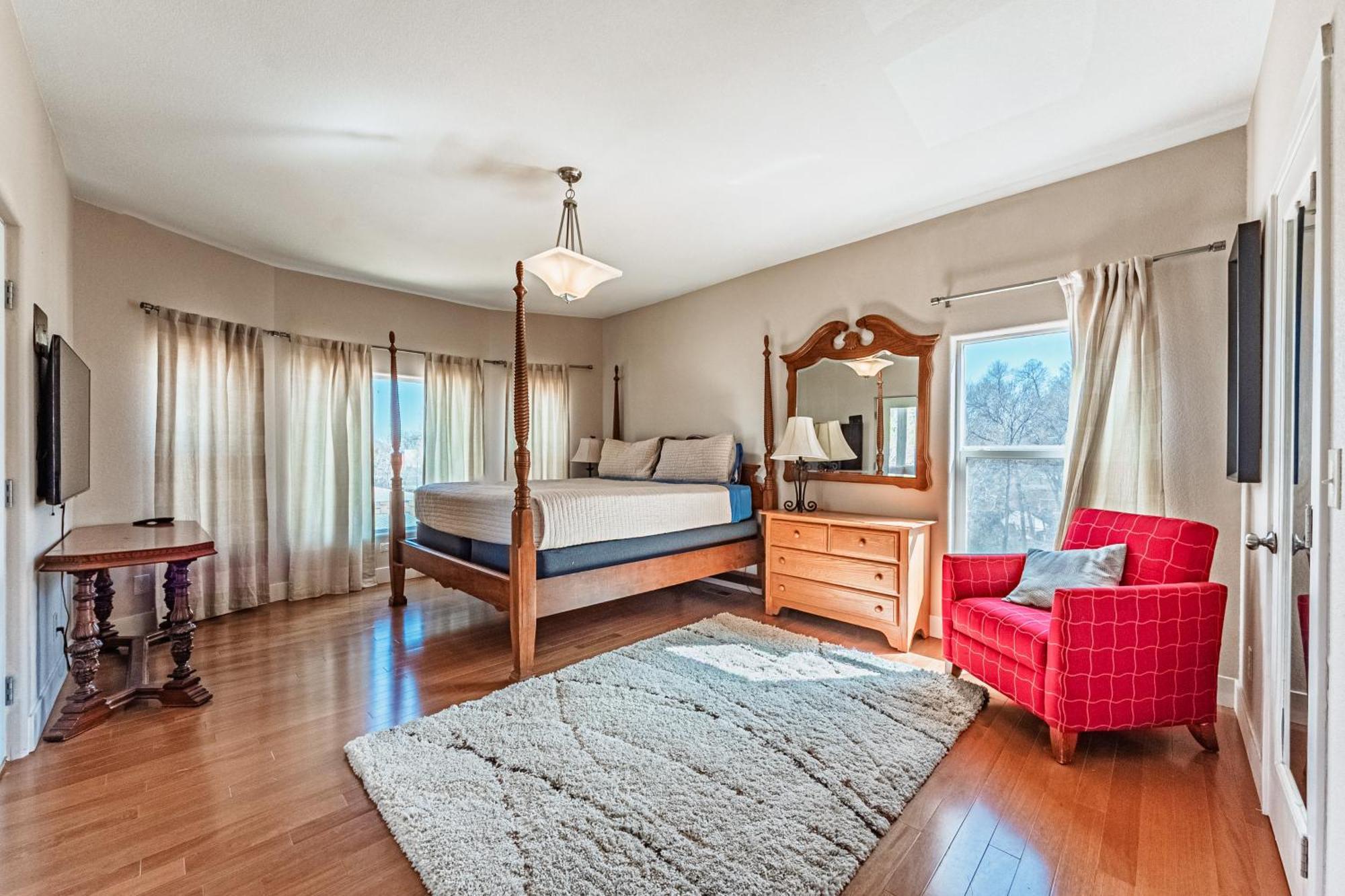 Huge Cozy With Many Bedrooms In Ivywild Holiday home Colorado Springs