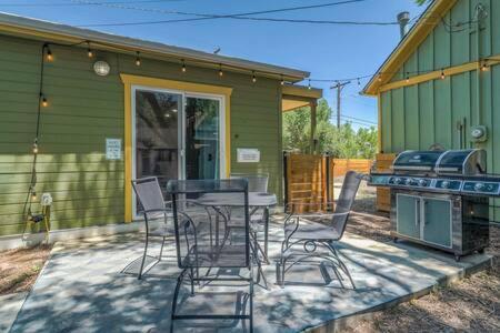 Holiday home The Watermelon Hot Tub Bbq-grill King-bed Rokutv 800mbps-wifi Backyard Parking