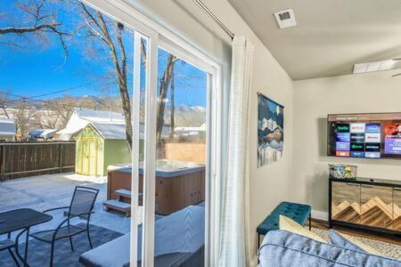 Holiday home The Watermelon Hot Tub Bbq-grill King-bed Rokutv 800mbps-wifi Backyard Parking *
