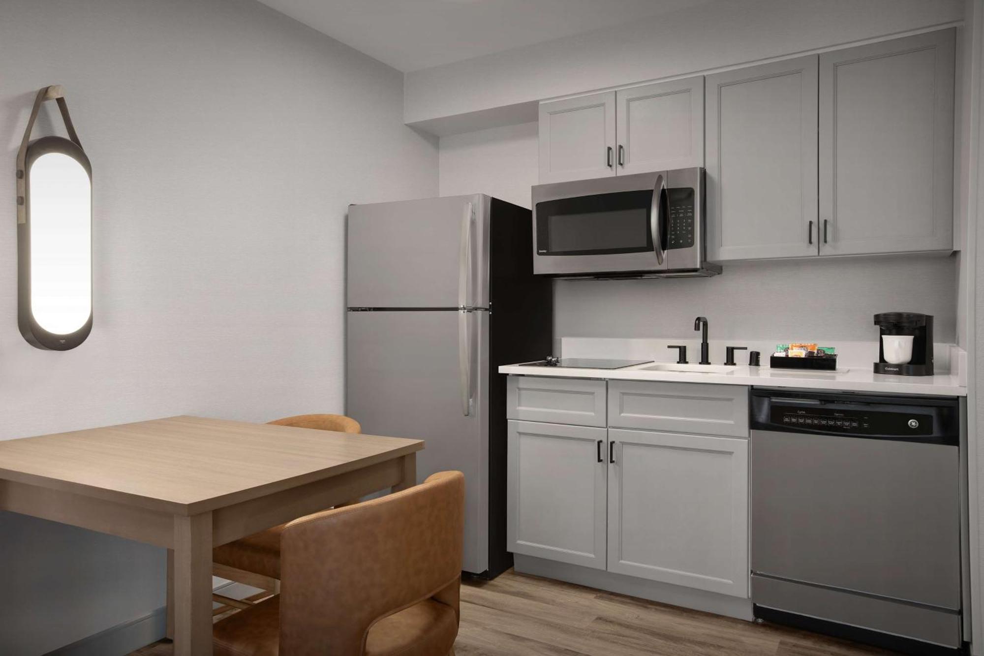 Homewood By Hilton Colorado Springs-north