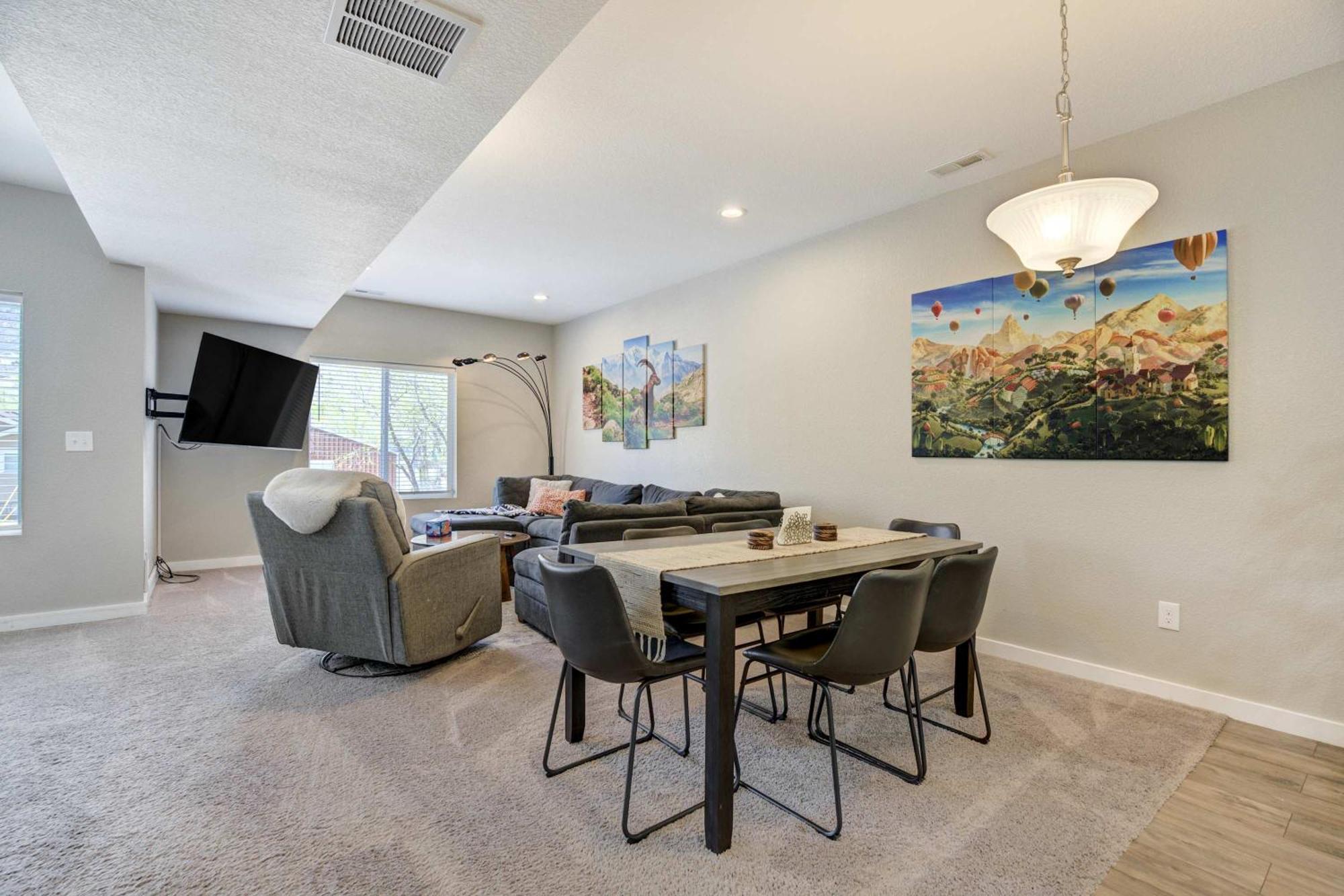 Power Haus Scenic Escape W Gym & Outdoor Bbq Holiday home Colorado Springs