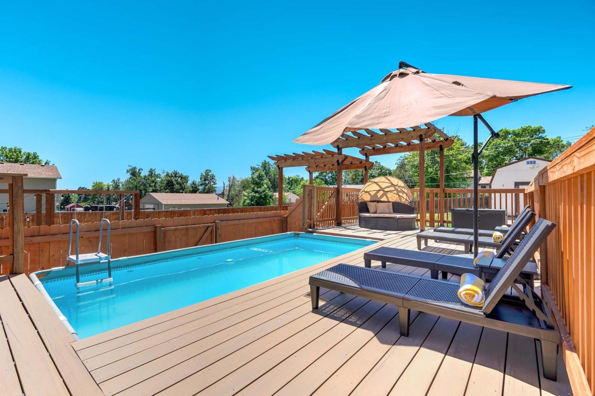 Evergreen Luxe - Hot Tub Gaming Haven Big Groups Holiday home Colorado Springs