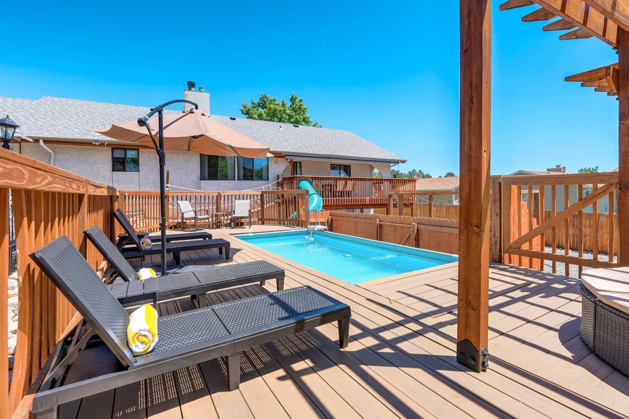 Holiday home Evergreen Luxe - Hot Tub Gaming Haven Big Groups *