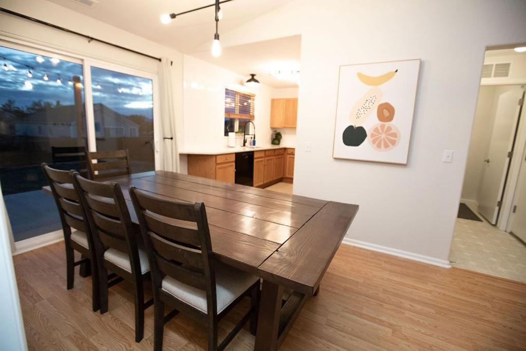 Holiday home Cozy With Office, Patio & Hot Tub