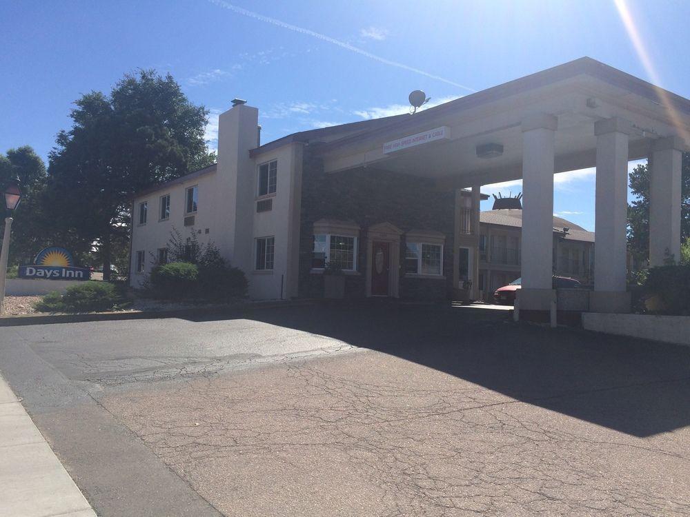 Knights Hotel