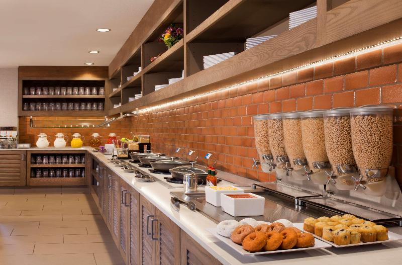 Hyatt House - Village 3*