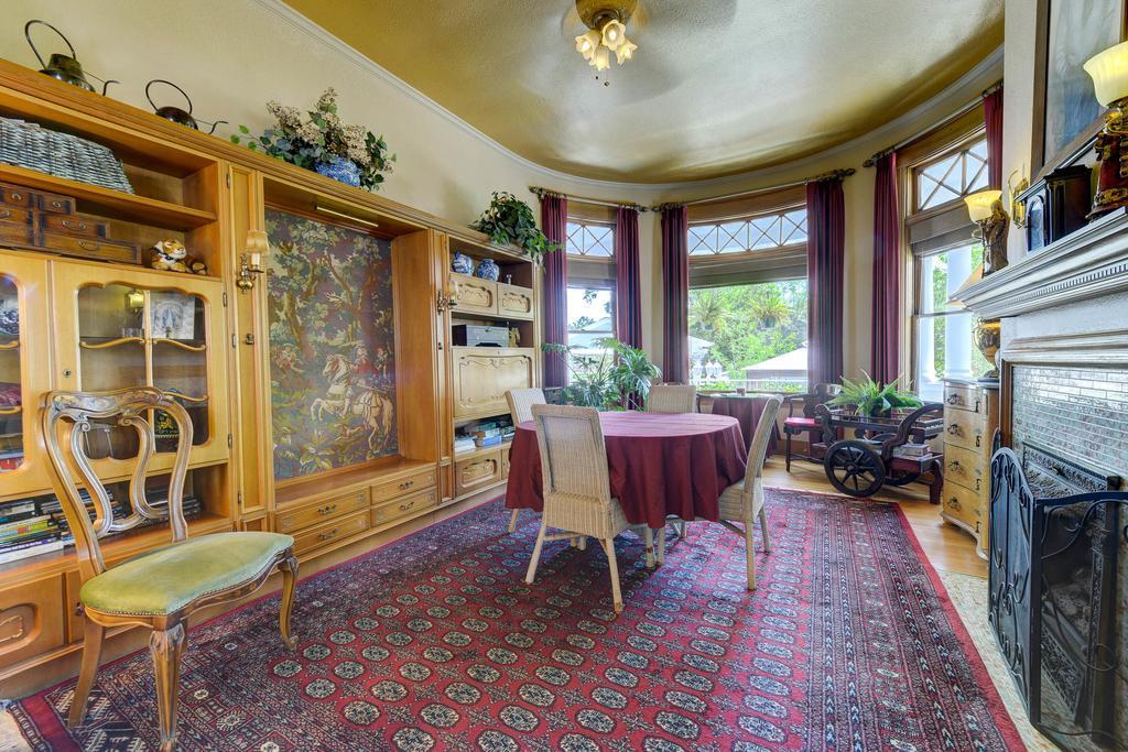 The St. Mary's Inn, 3*
