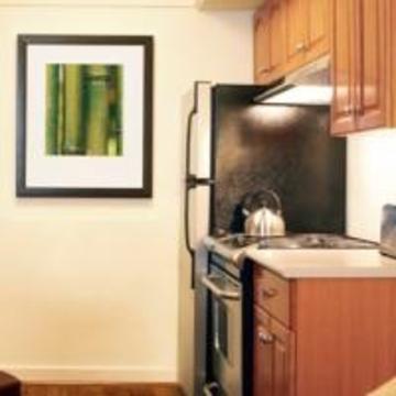 Hyatt House - Village 3*