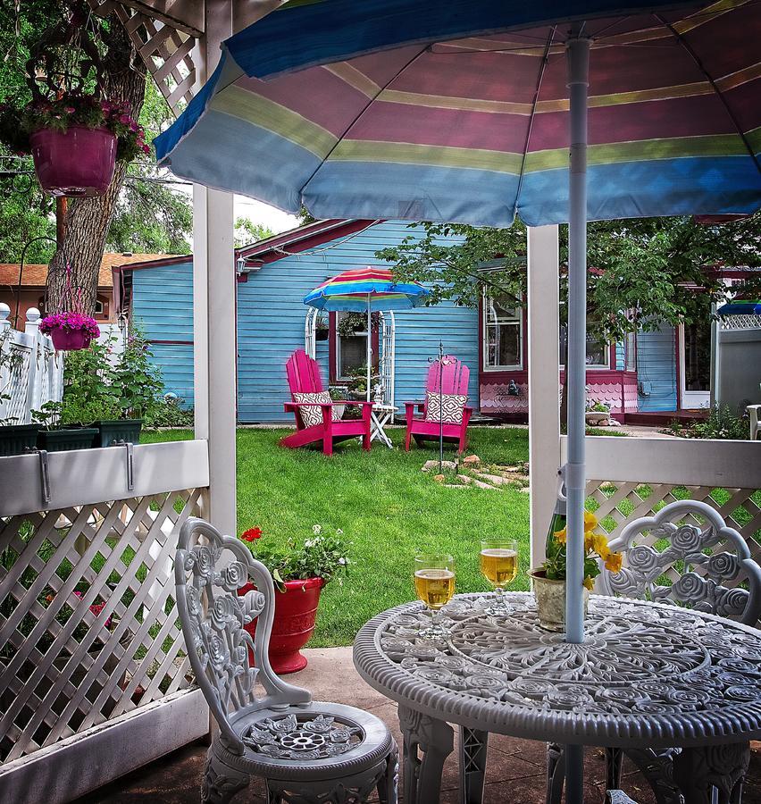 Bed & Breakfast Holden House 1902 3*