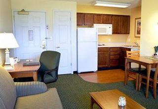North/air Force Academy Hotel 3*