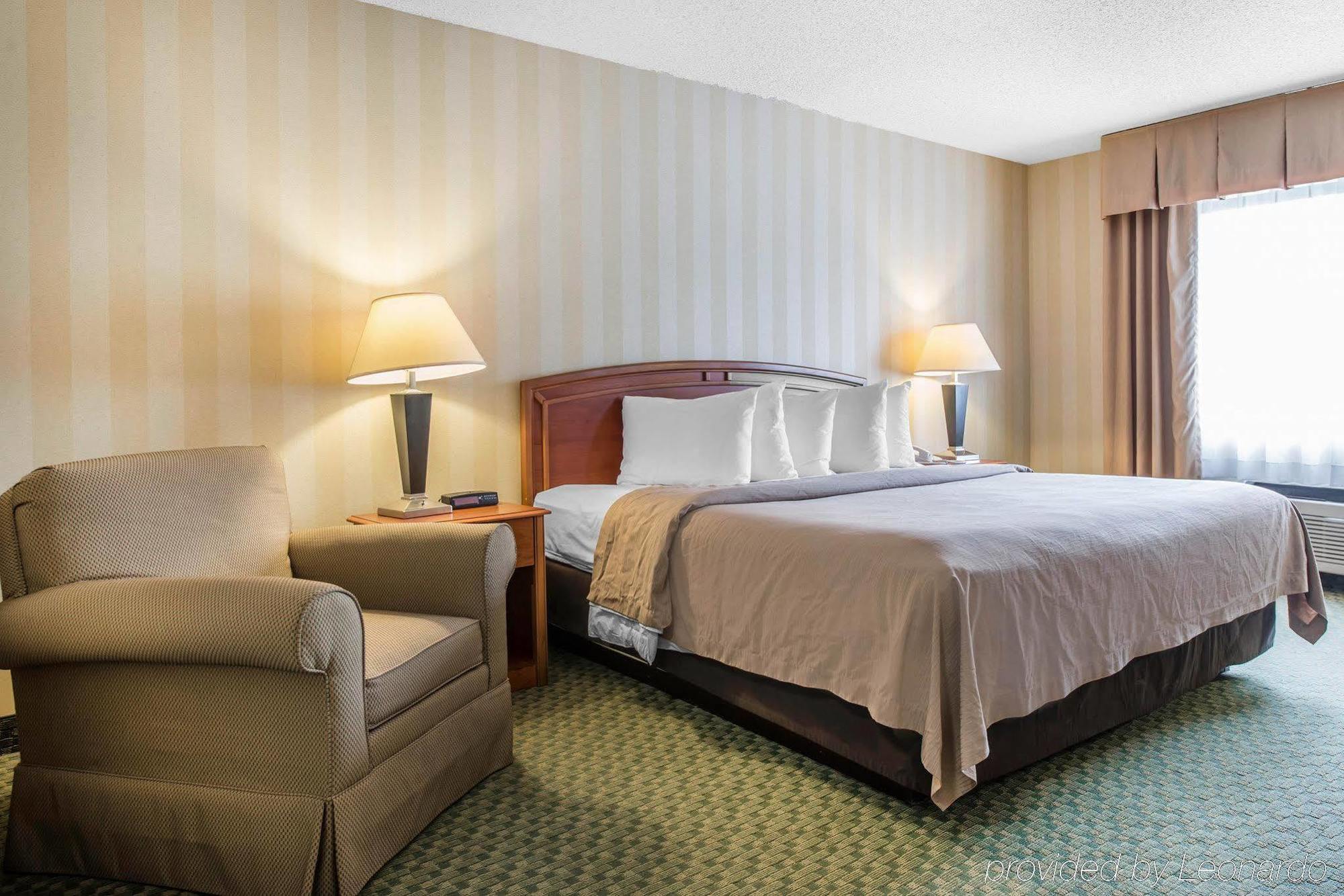 Quality Airport Inn 2*