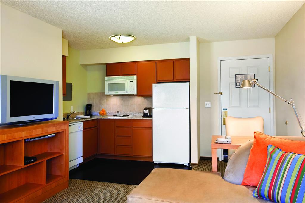 Hyatt House - Village Hotel Colorado Springs